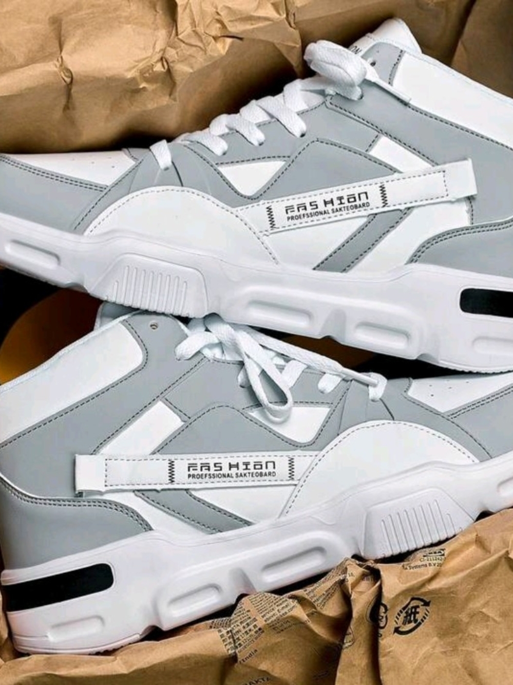 Men’s White & Grey Sneakers